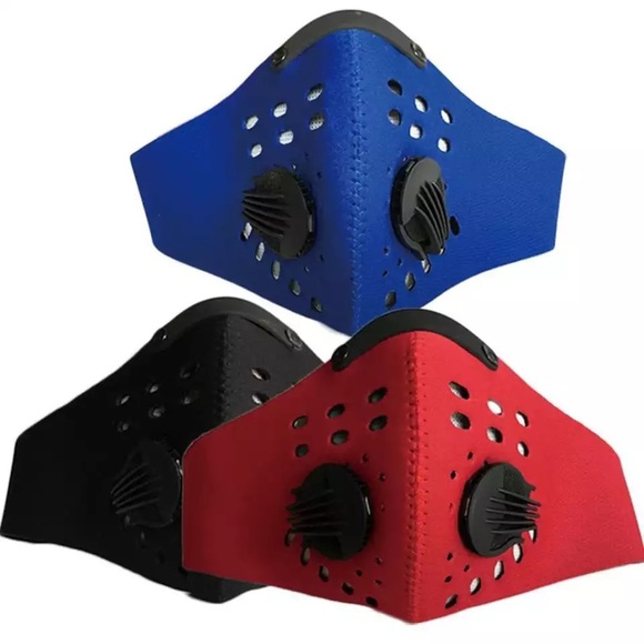 Breathable Face mask w/ Anti-Pollution Protection - Picture 2 of 2